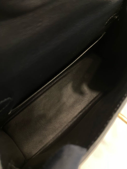 Hermes Kelly 20 in Black Shiny Alligator Ghw