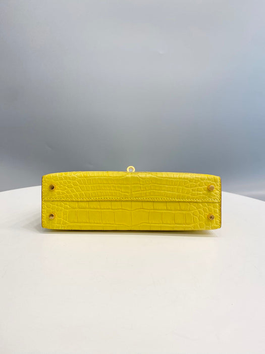 Hermes Kelly 20 in Mimosa Matte Alligator Ghw