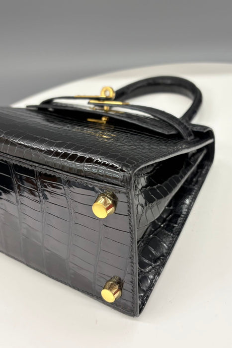Hermes Kelly 20 Vintage in Black Shiny Porosus Ghw