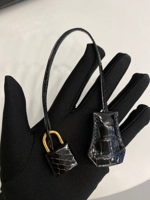 Hermes Birkin 30 in Black Shiny Porosus Ghw