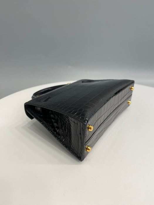 Hermes Kelly 20 in Black Shiny Alligator Ghw