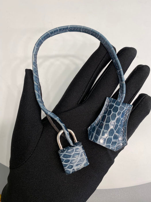 Hermes Birkin 35 in Blue Tempete Shiny Porosus Phw