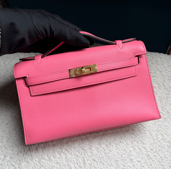 Hermes Kelly Pochette in Rose Azalea Swift Ghw