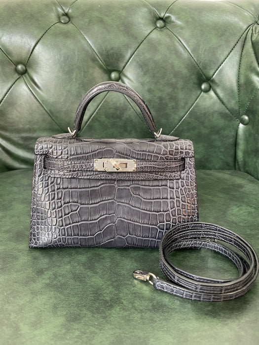 Hermes Kelly 20 in Blue Marine Matte Croc Phw