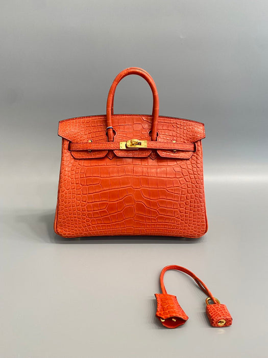Hermes Birkin 25 in Bougainvillea Matte Alligator Ghw