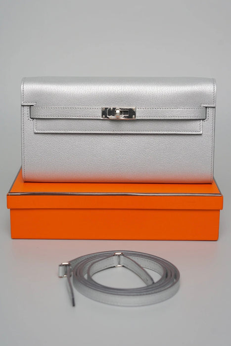 Hermes Kelly To Go in Gris Argenta Chèvre Phw (Brand New)