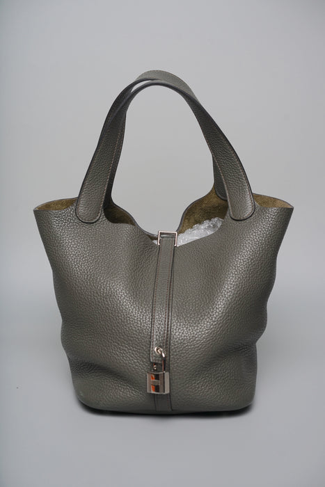 Hermes Picotin 22 in Green Phw