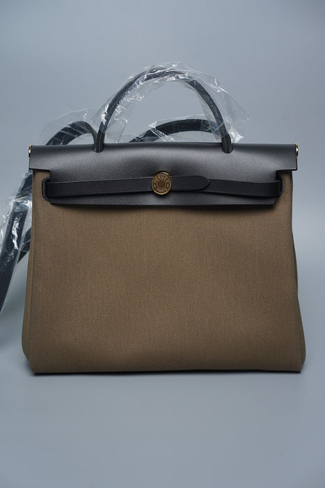 Hermes Herbag 31 in Toundra/Black Ghw (Brand New)