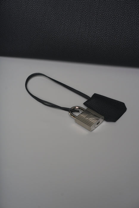 Hermes Maxi Kelly 42 in Black Togo Phw (Brand New)