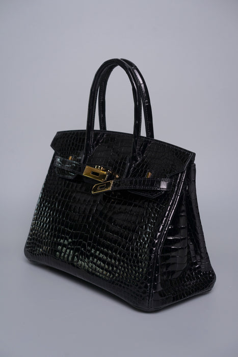 Hermes Birkin 30 in Noir Shiny Porosus Ghw