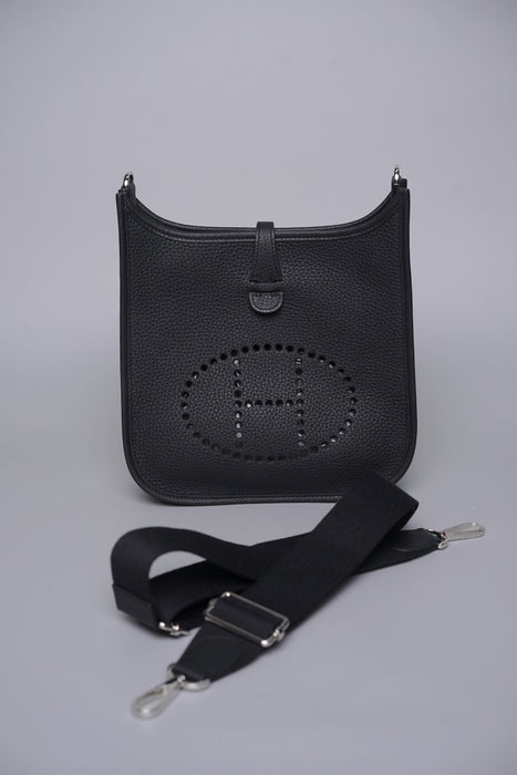 Hermes Evelyne 23 in Noir Phw (Brand New)