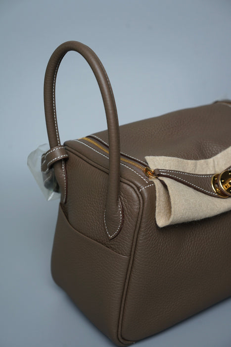 Hermes Lindy 26 in Etoupe Ghw (Brand New)