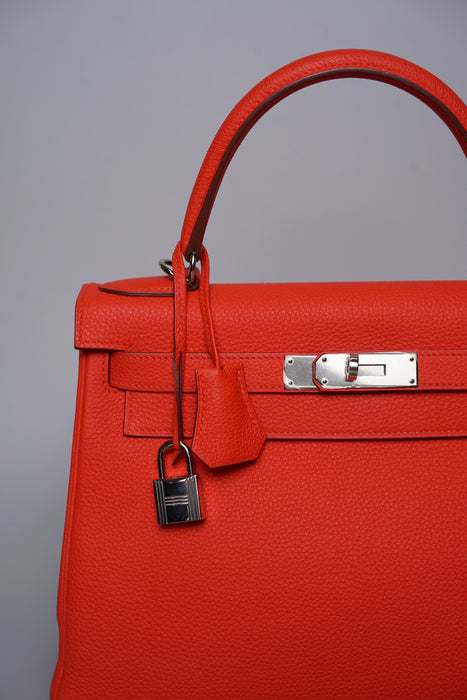 Hermes Kelly 28 in Capucine Togo Phw