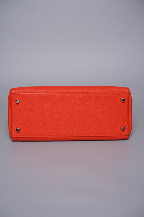 Hermes Kelly 28 in Capucine Togo Phw