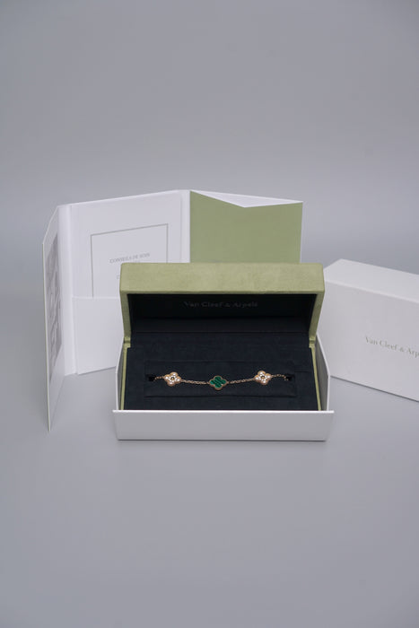 VCA Vintage Alhambra 5 Motif Bracelet in Yellow Gold Diamonds, Malachite