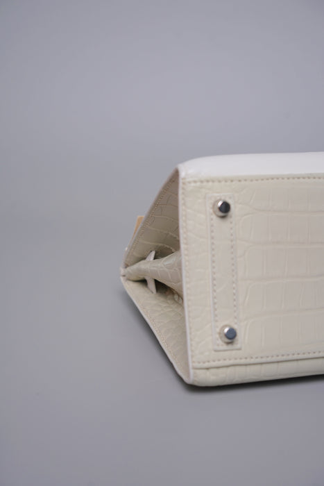 Hermes Birkin 20 in Faubourg White Snow Phw (Brand New)