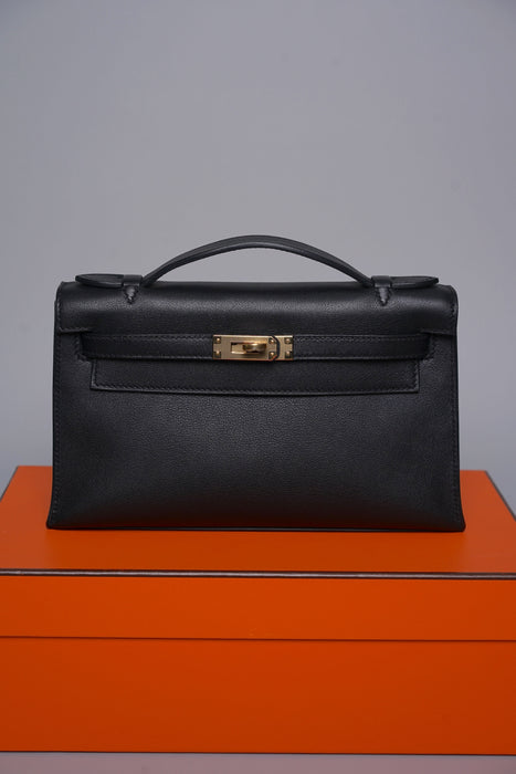 Hermes Kelly Pochette in Noir Ghw