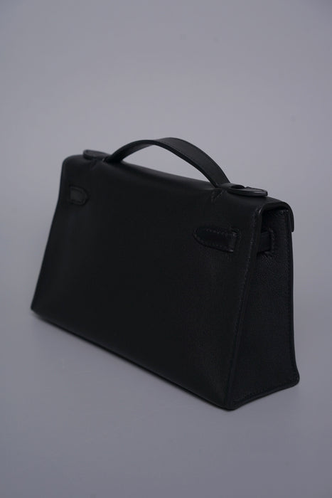 Hermes Kelly Pochette in Noir Ghw
