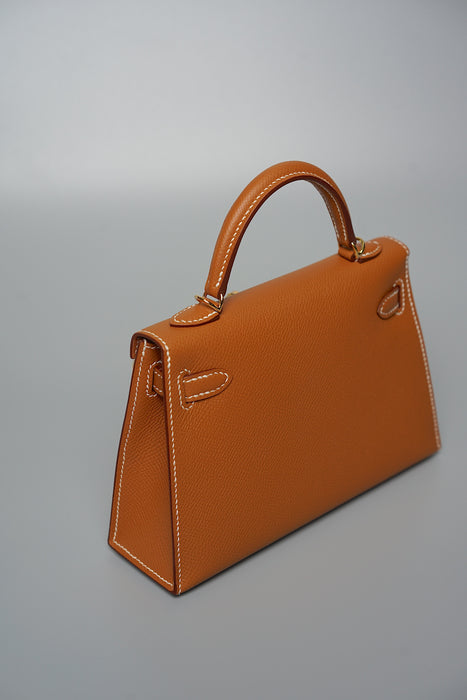 Hermes Kelly 20 in Gold Ghw (Brand New)