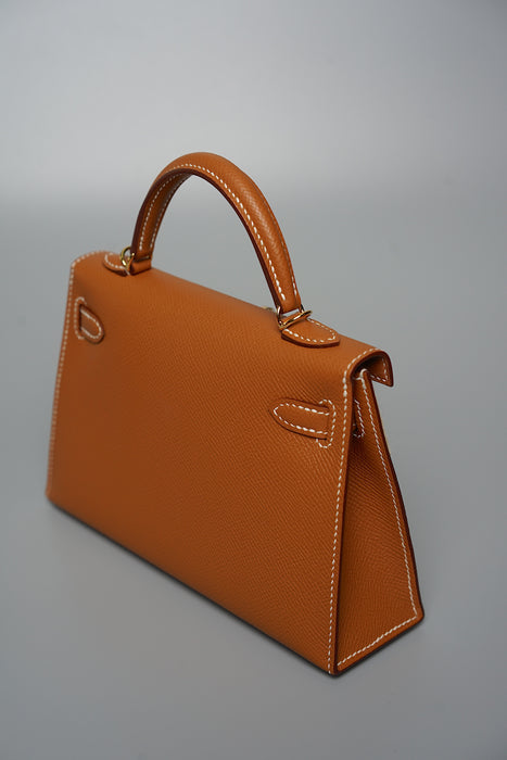 Hermes Kelly 20 in Gold Ghw (Brand New)