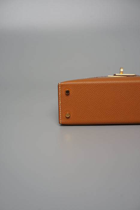 Hermes Kelly 20 in Gold Ghw (Brand New)