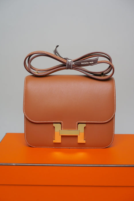 Hermes Constance 18 in Gold Swift Ghw