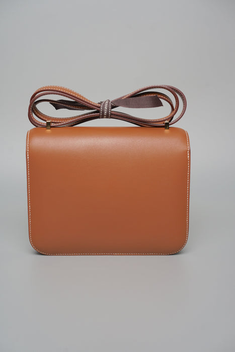 Hermes Constance 18 in Gold Swift Ghw