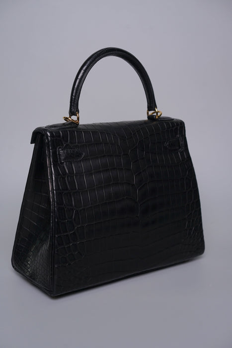 Hermes Kelly 28 in Noir Matte Niloticus  Ghw (Brand New)