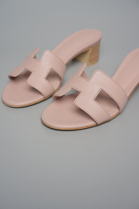 Hermes Oasis Sandals in Rose Porcelaine Size 35.5 (Brand New)