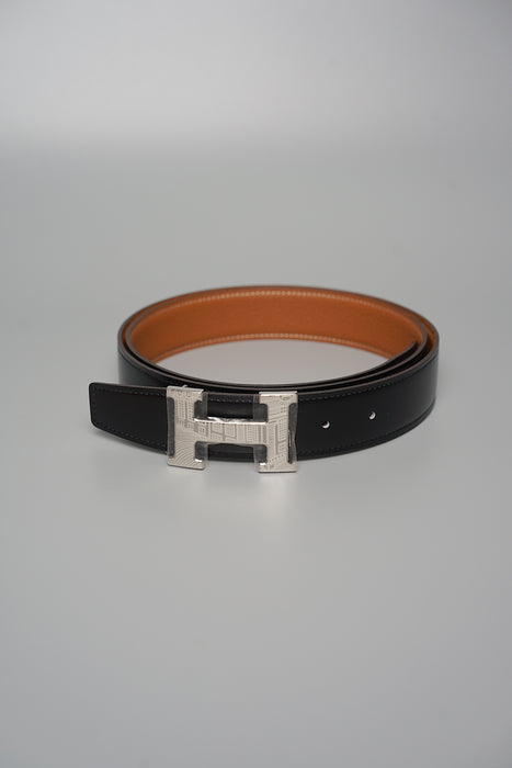 Hermes 5382 Faubourg  Belt in Noir/Gold Phw Size 105 (Brand New)