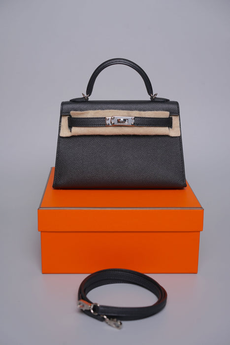Hermes Kelly 20 in Noir Togo Phw (Brand New)