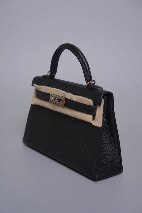 Hermes Kelly 20 in Noir Togo Phw (Brand New)