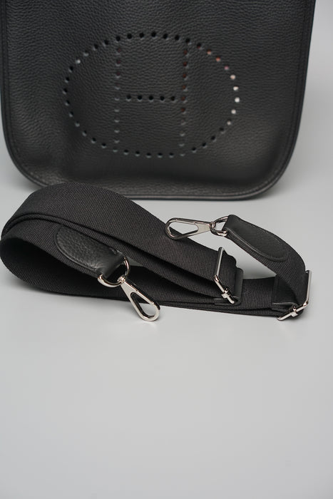 Hermes Evelyne 29 in Black Phw