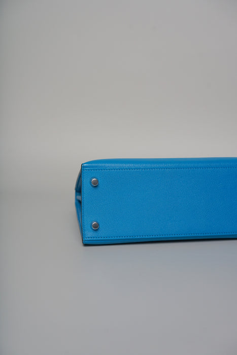 Hermes Kelly 25 in Blue Zanzibar Chevre Chamkila Phw