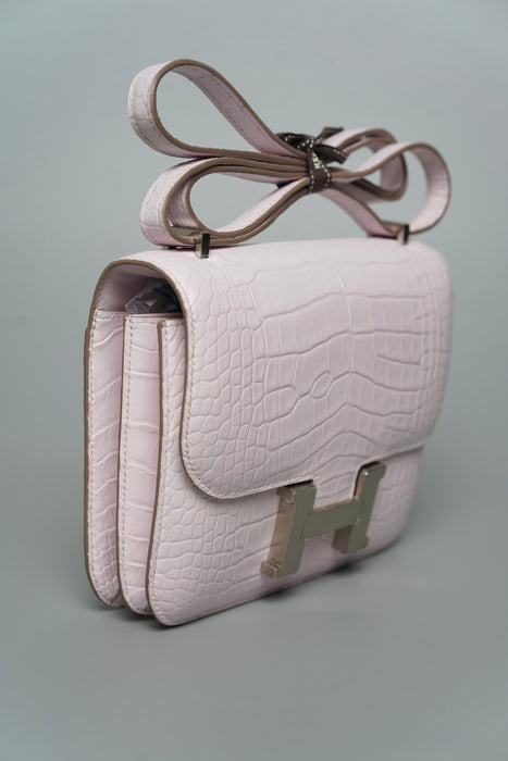 Hermes Constance 18 Boreal Satine in Mauve Pale Phw (Brand New)