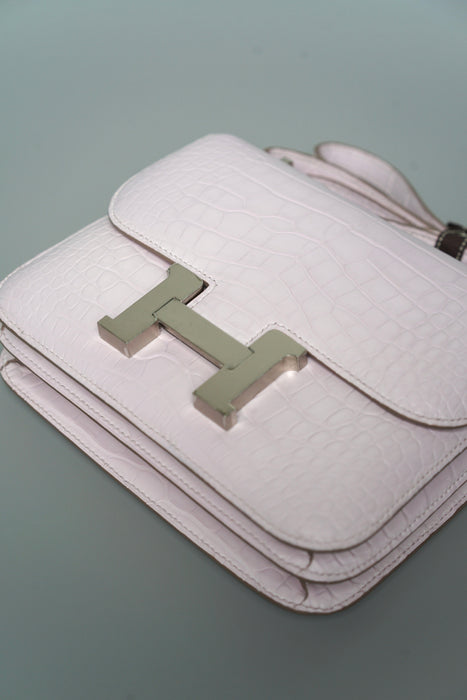 Hermes Constance 18 Boreal Satine in Mauve Pale Phw (Brand New)