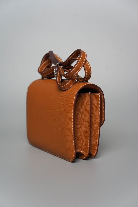 Hermes Constance 18 in Gold Epsom Ghw