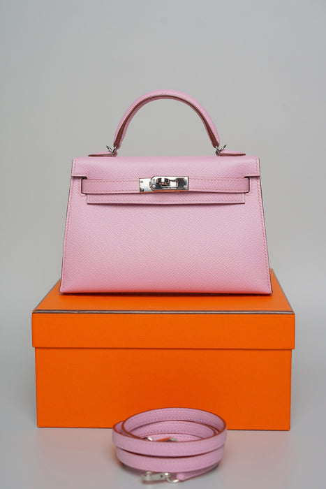 Hermes Kelly 20 in Mauve Slyvester Epsom Phw