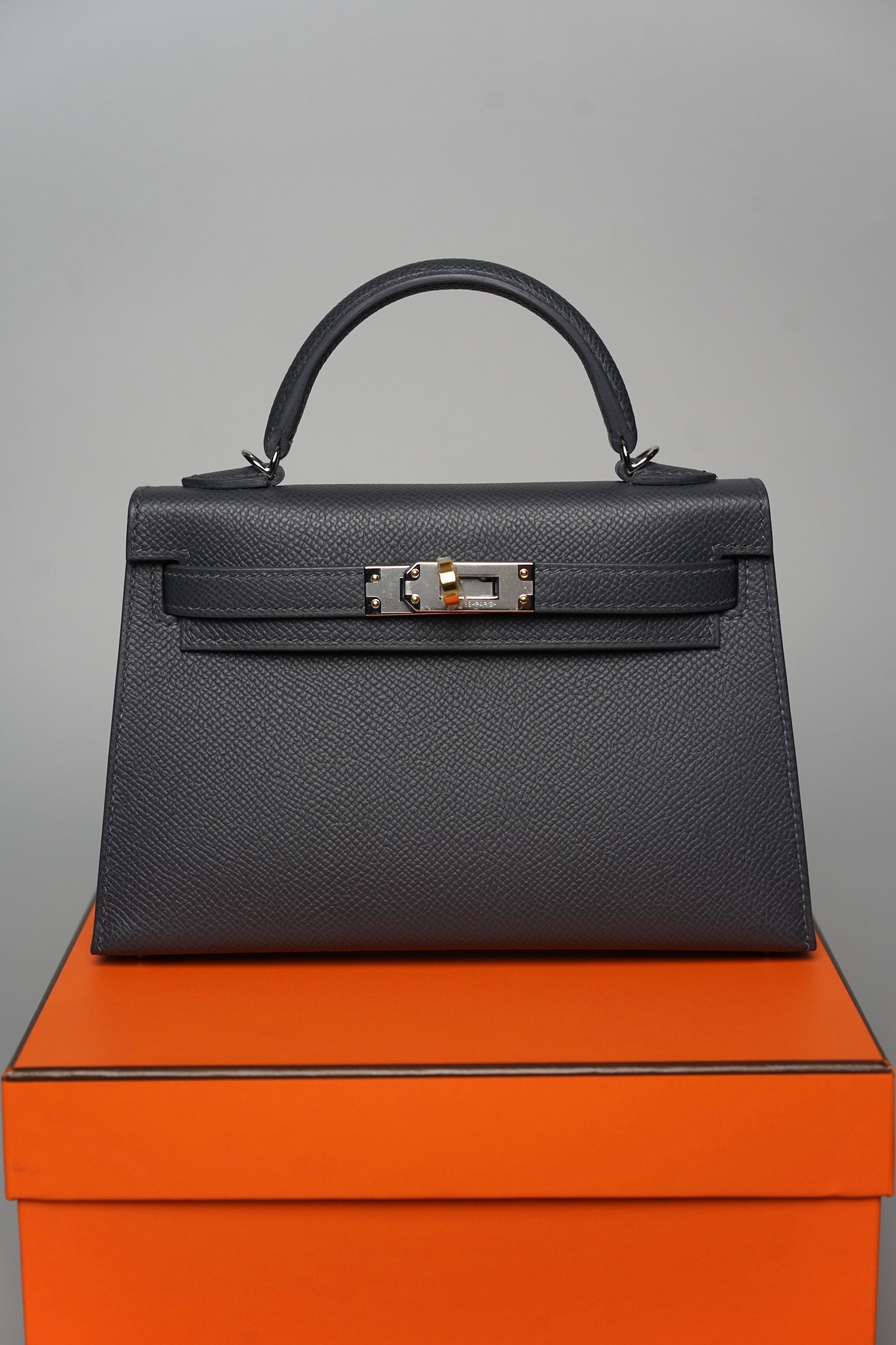 Hermes– Page 3 – orangeporter