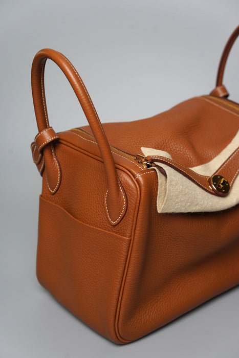 Hermes Lindy 30 in Gold Ghw