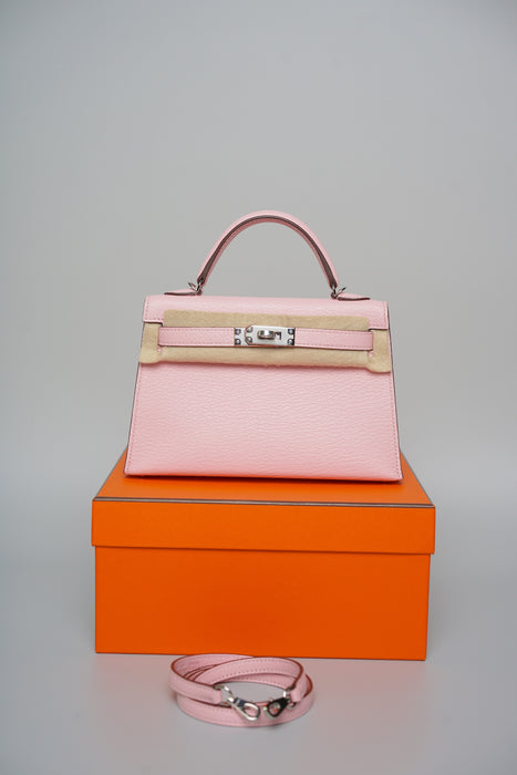 Hermes Kelly 20 HSS in Rose Sakura Chevre Phw (Brand New)
