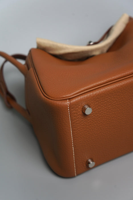 Hermes Lindy 26 in Gold Phw (Brand New)