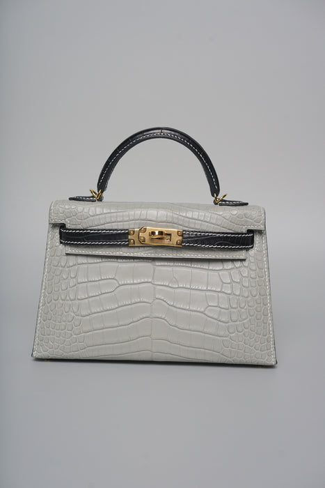 Hermes Kelly 20  HSS in Gris Perle x Black Matte Alligator Ghw (Brand new)
