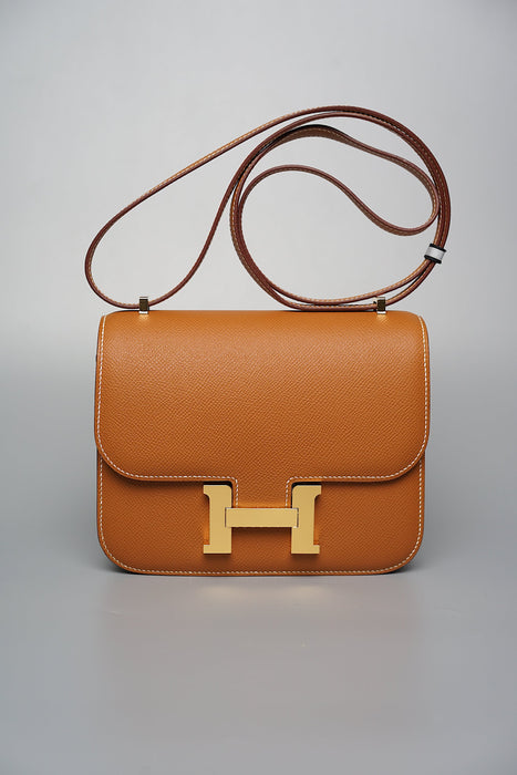 Hermes Constance 18 in Gold Ghw