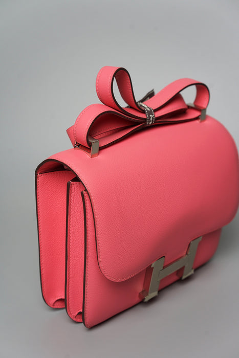 Hermes Constance 24 in Rose Azalea Evercolor Phw