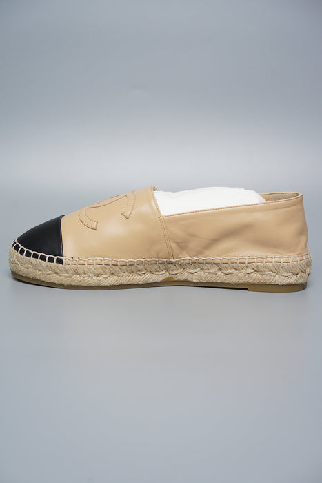 Chanel Espadrilles in Size 39 (Brand New)