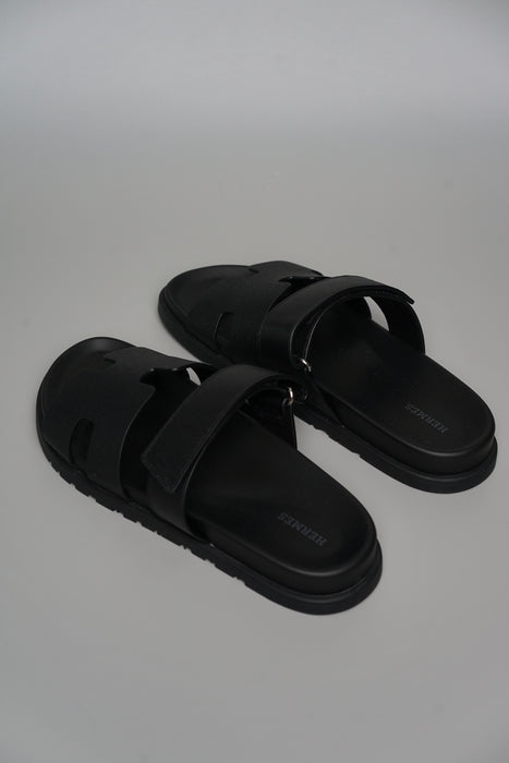 Hermes Chypre Sandal in Noir Size 42 (Brand New)