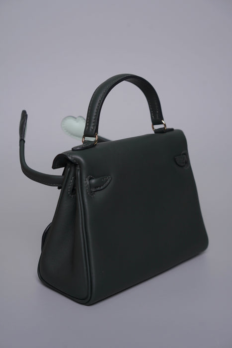 Hermes Kelly Dole in Vert Fonce/Vert Peppermint Permabrass (Brand New)