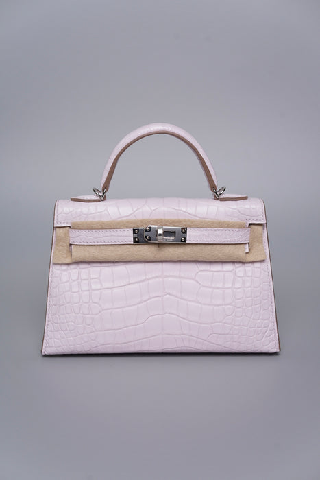 Hermes Kelly 20 Sellier Boreal Satin Alligator in Mauve Pale Phw (Brand New)