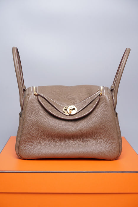 Hermes Lindy 26 in Etoupe Ghw (Brand New)